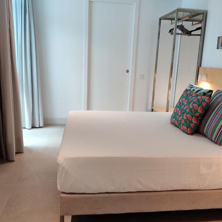 Apartamentos Y Estudios Centricos Conil Home Suite Кониль-де-ла-Фронтера Экстерьер фото