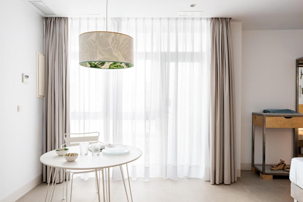 Apartamentos Y Estudios Centricos Conil Home Suite Кониль-де-ла-Фронтера Экстерьер фото