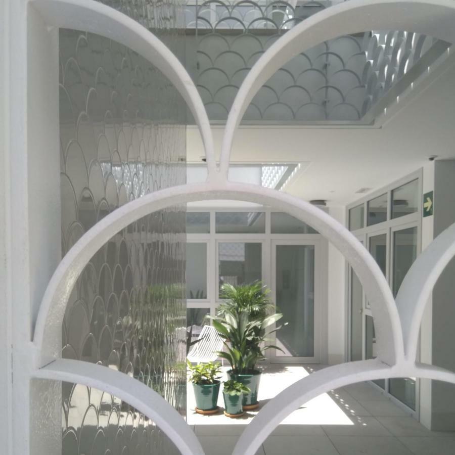 Apartamentos Y Estudios Centricos Conil Home Suite Кониль-де-ла-Фронтера Экстерьер фото