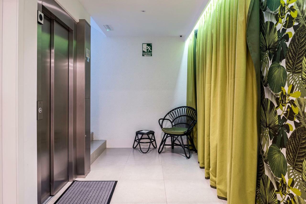 Apartamentos Y Estudios Centricos Conil Home Suite Кониль-де-ла-Фронтера Экстерьер фото