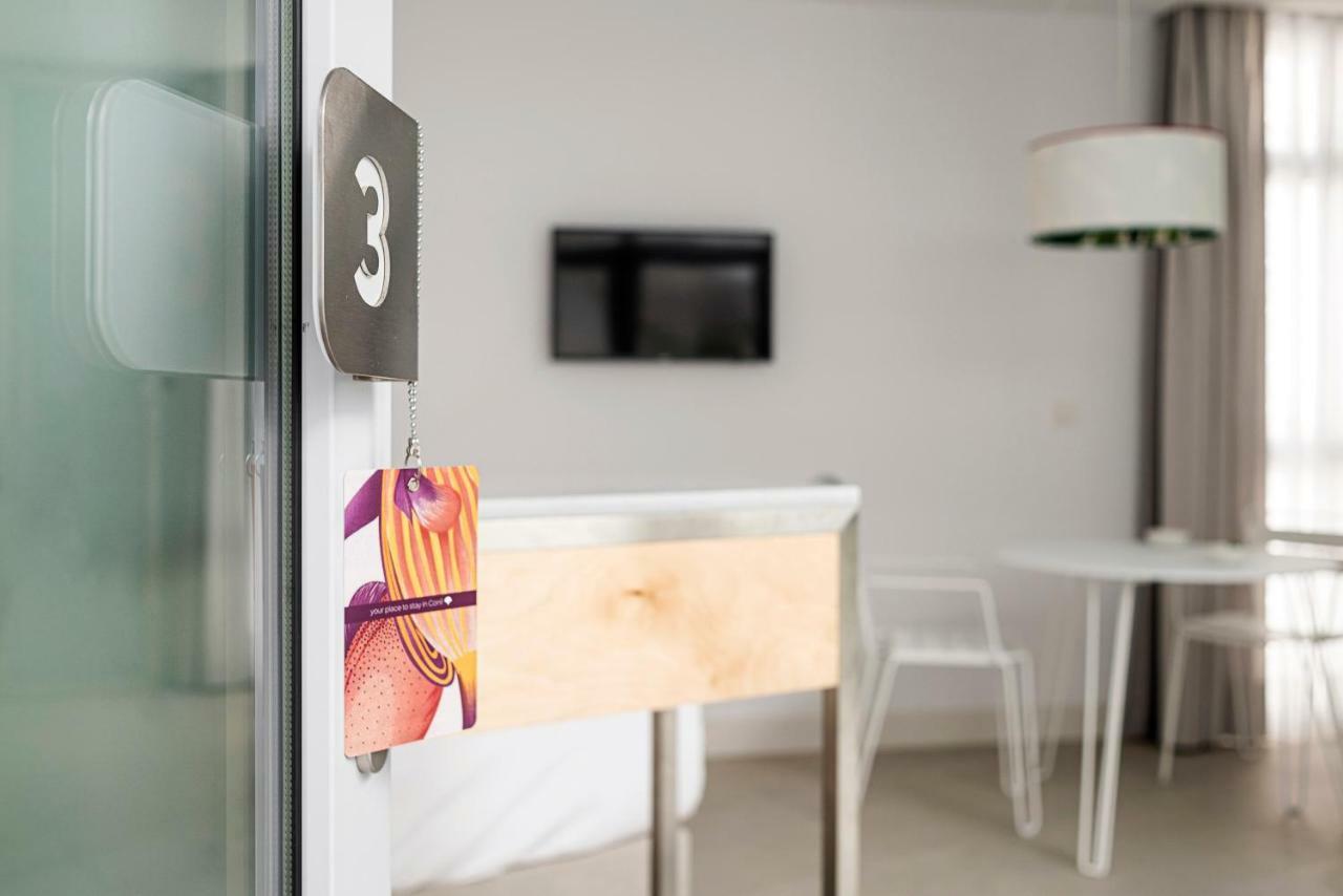 Apartamentos Y Estudios Centricos Conil Home Suite Кониль-де-ла-Фронтера Экстерьер фото
